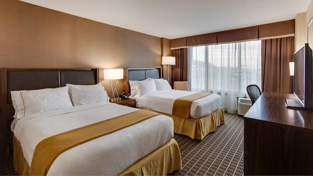 Holiday Inn Express Washington Dc Sw - Springfield By Ihg Exterior photo
