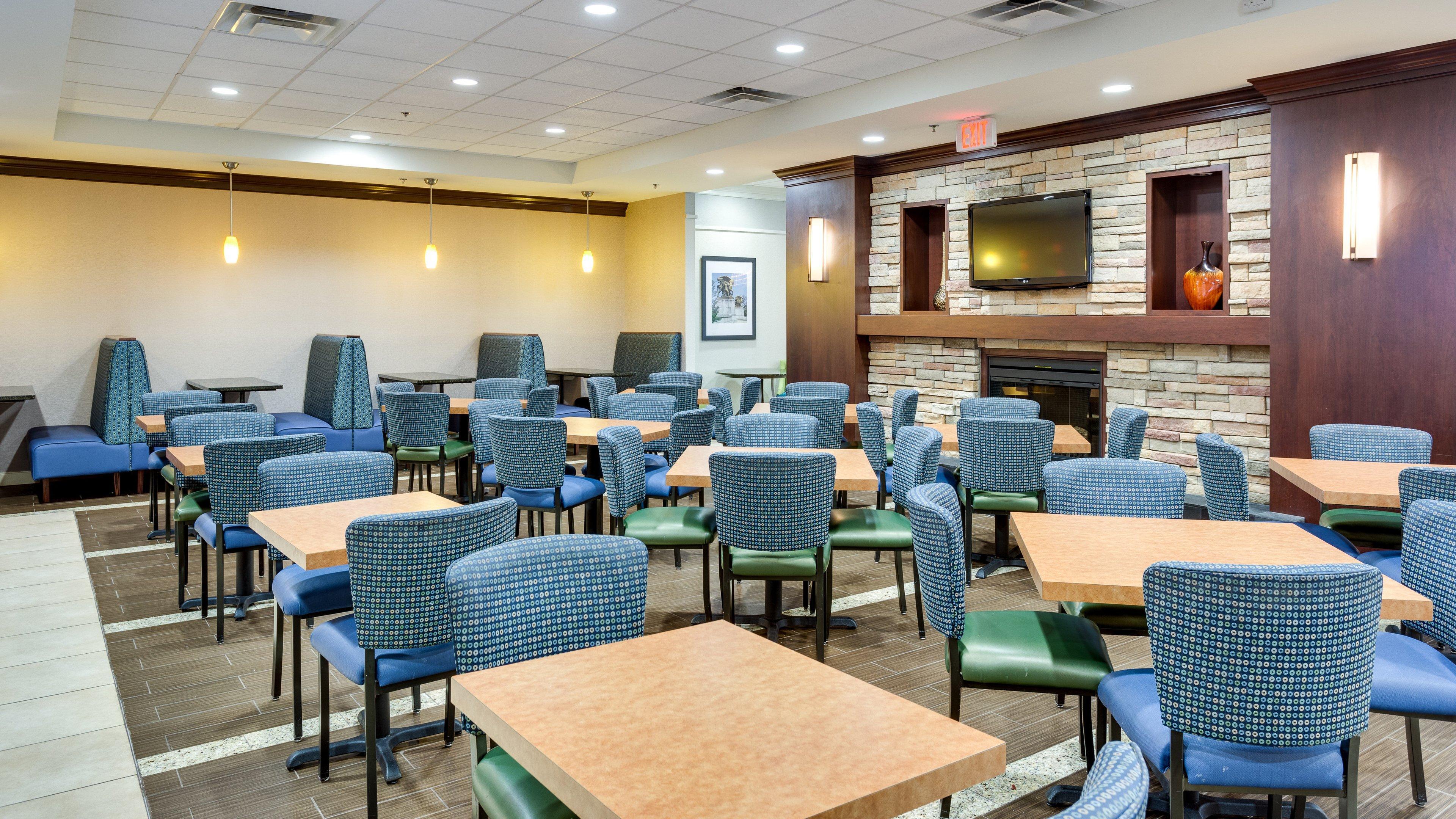 Holiday Inn Express Washington Dc Sw - Springfield By Ihg Exterior photo